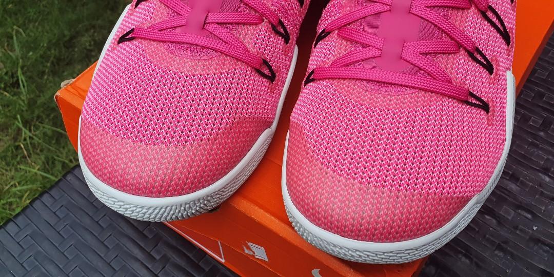 Nike zoom shift kay yow sales