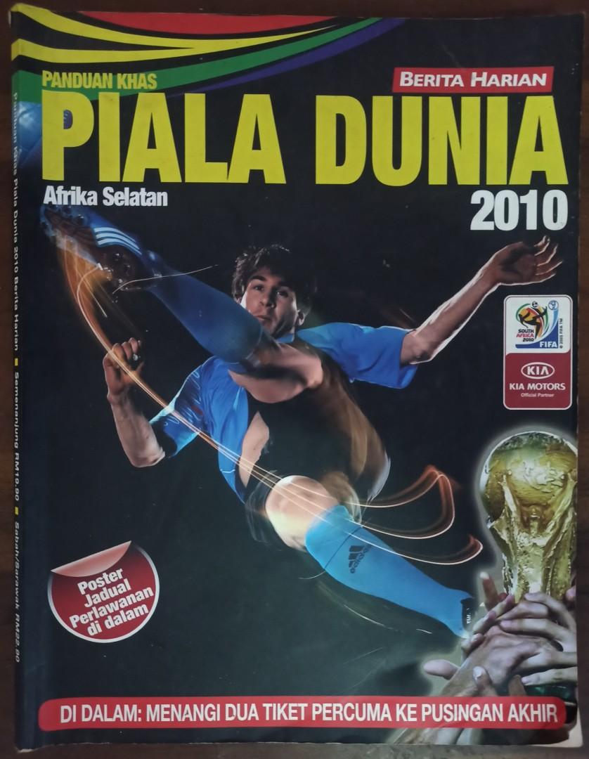 Panduan Khas Piala Dunia Afrika Selatan 2010 Books Stationery Magazines Others On Carousell