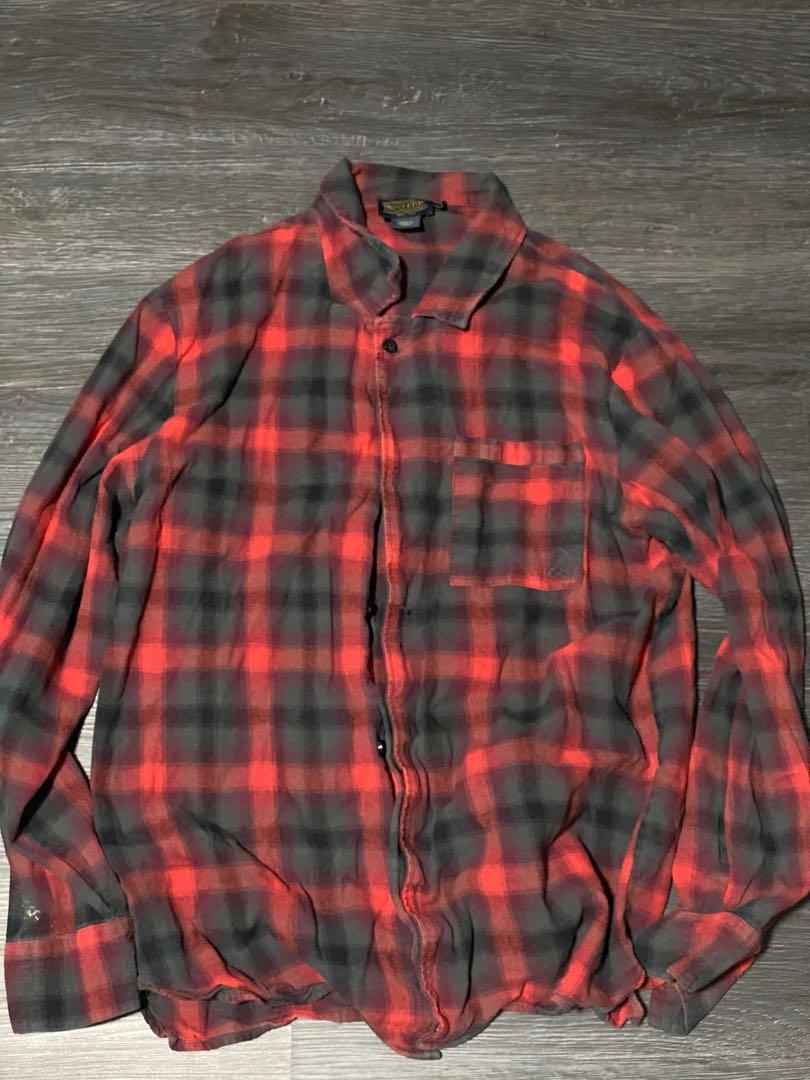 Pendleton flannel (Category: Apparel) located in Singapore. Submitted by wearware (Listing ID 1005280871, Image 1). Description: In good condition Size M 100% authentic Bought in US.