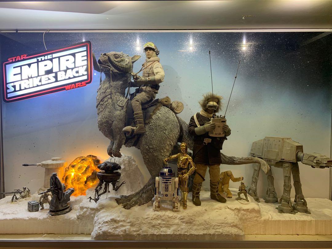 luke skywalker and tauntaun toy