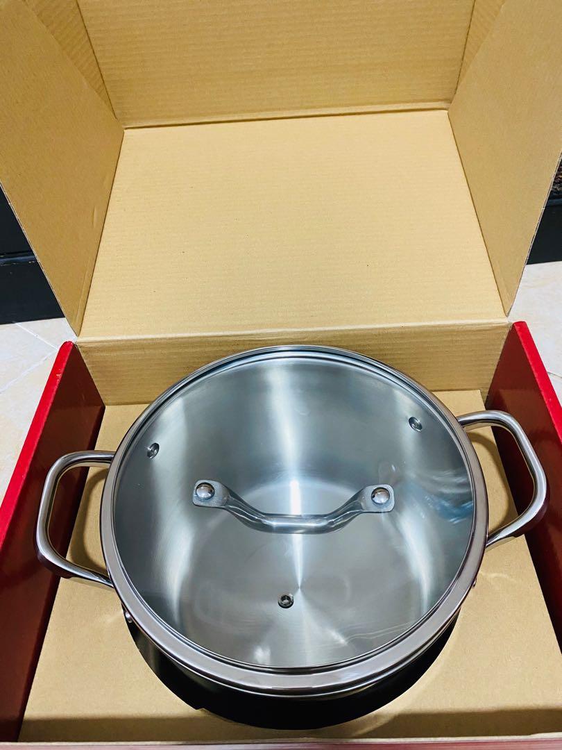 Stockpot 24 CM (Category: Cookware & Accessories) located in Taguig. Submitted by abil0182 (Listing ID 1004566266, Image 2). Description: .
