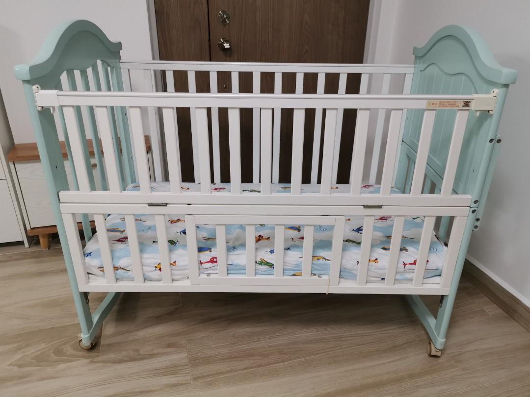 large baby cot