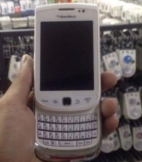 blackberry 9800 brand new