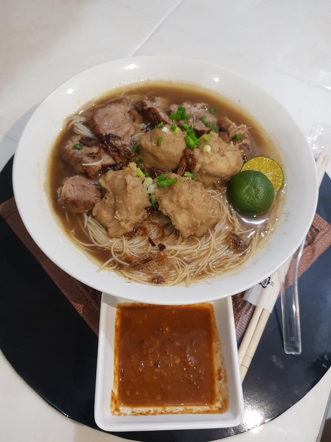 Borneo beef soup noodle (100halal), Food & Drinks, Chilled & Frozen