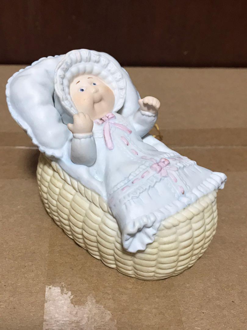 Cabbage Patch Kid (Category: Religious Items) located in Singapore. Submitted by gfsee (Listing ID 1010284032, Image 3). Description: New Good condition Set of 2 Cabbage Patch Kid porcelain .