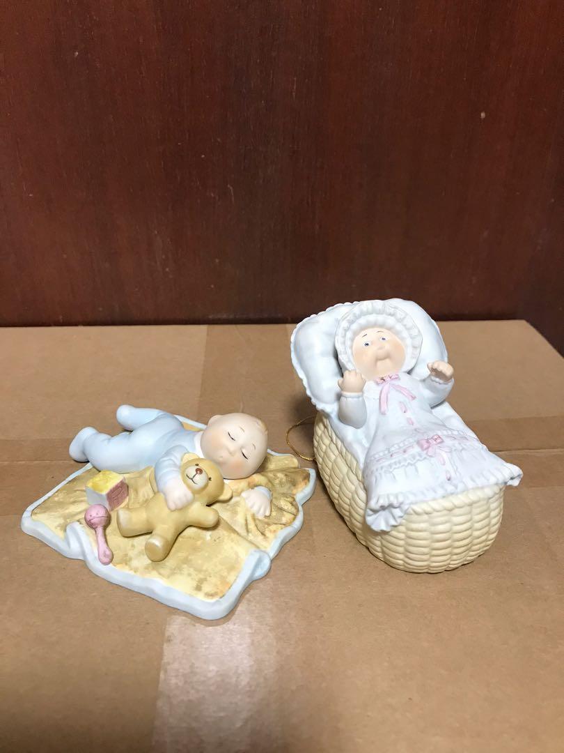Cabbage Patch Kid (Category: Religious Items) located in Singapore. Submitted by gfsee (Listing ID 1010284032, Image 1). Description: New Good condition Set of 2 Cabbage Patch Kid porcelain .