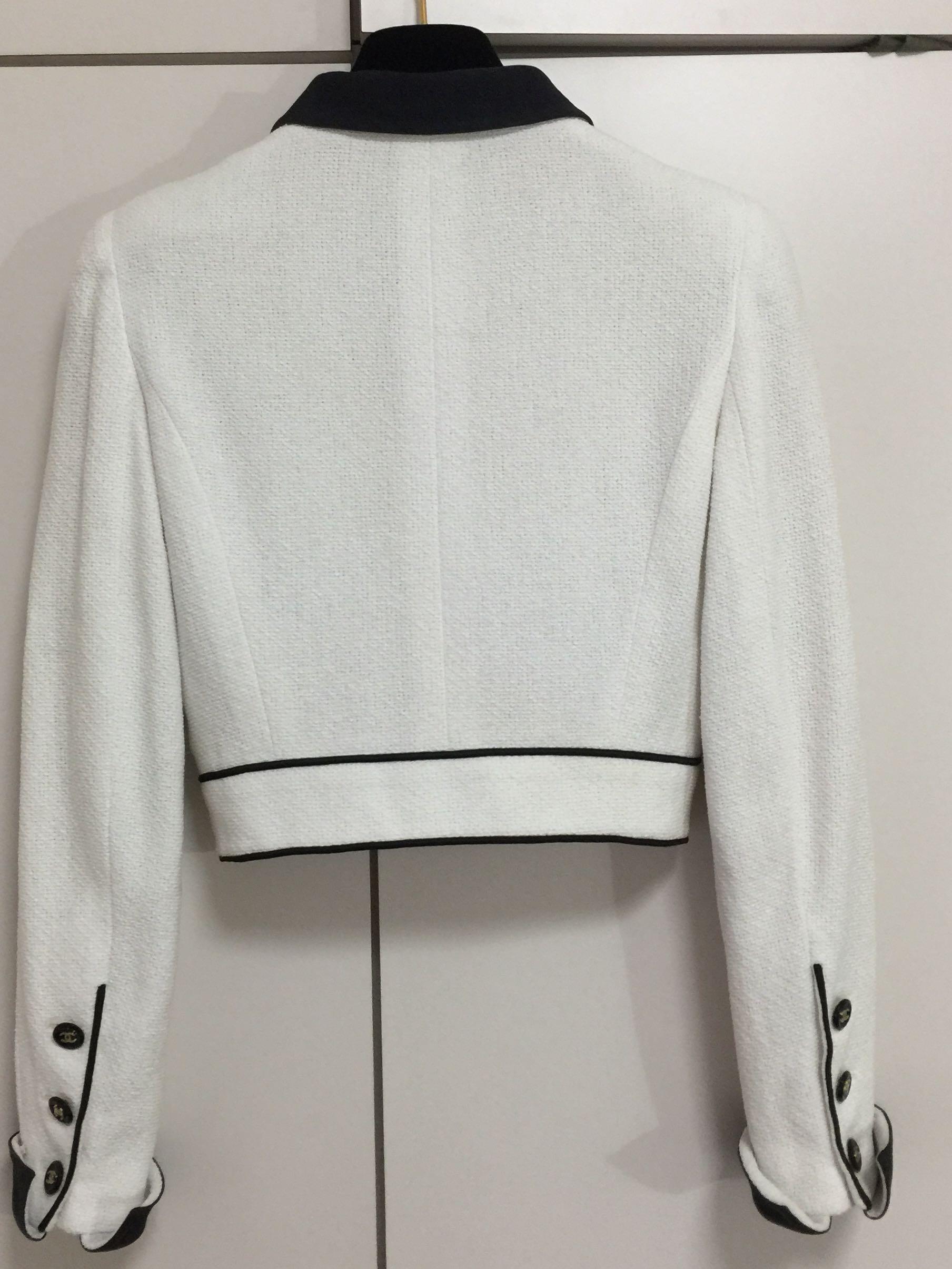 Chanel // Cream & Navy Pearl Double Breasted Jacket – VSP Consignment