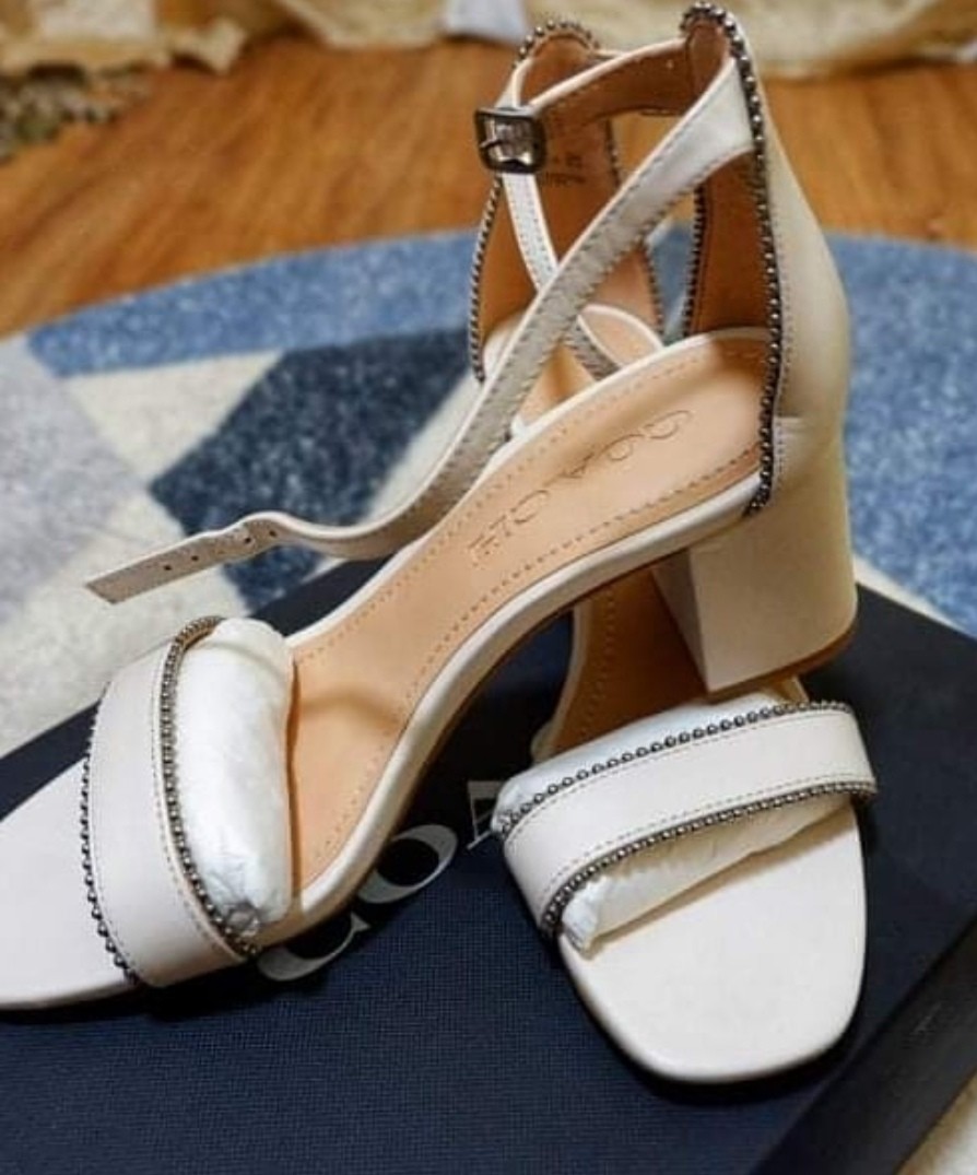 Coach discount maddie sandal