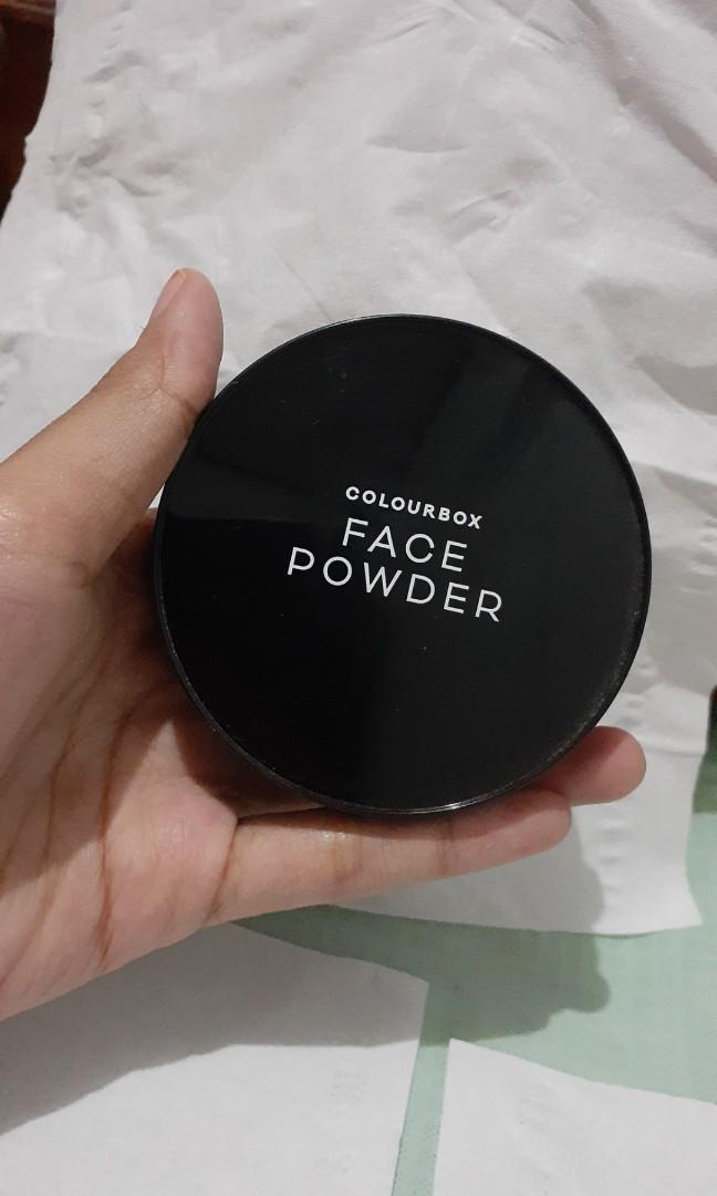 Re Price Colourbox Face Powder By Oriflame Bedak Padat Oriflame Kesehatan Kecantikan Rias Wajah Di Carousell