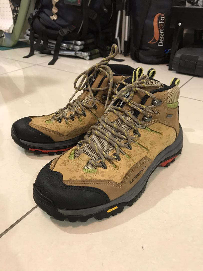 Landmaster boots top