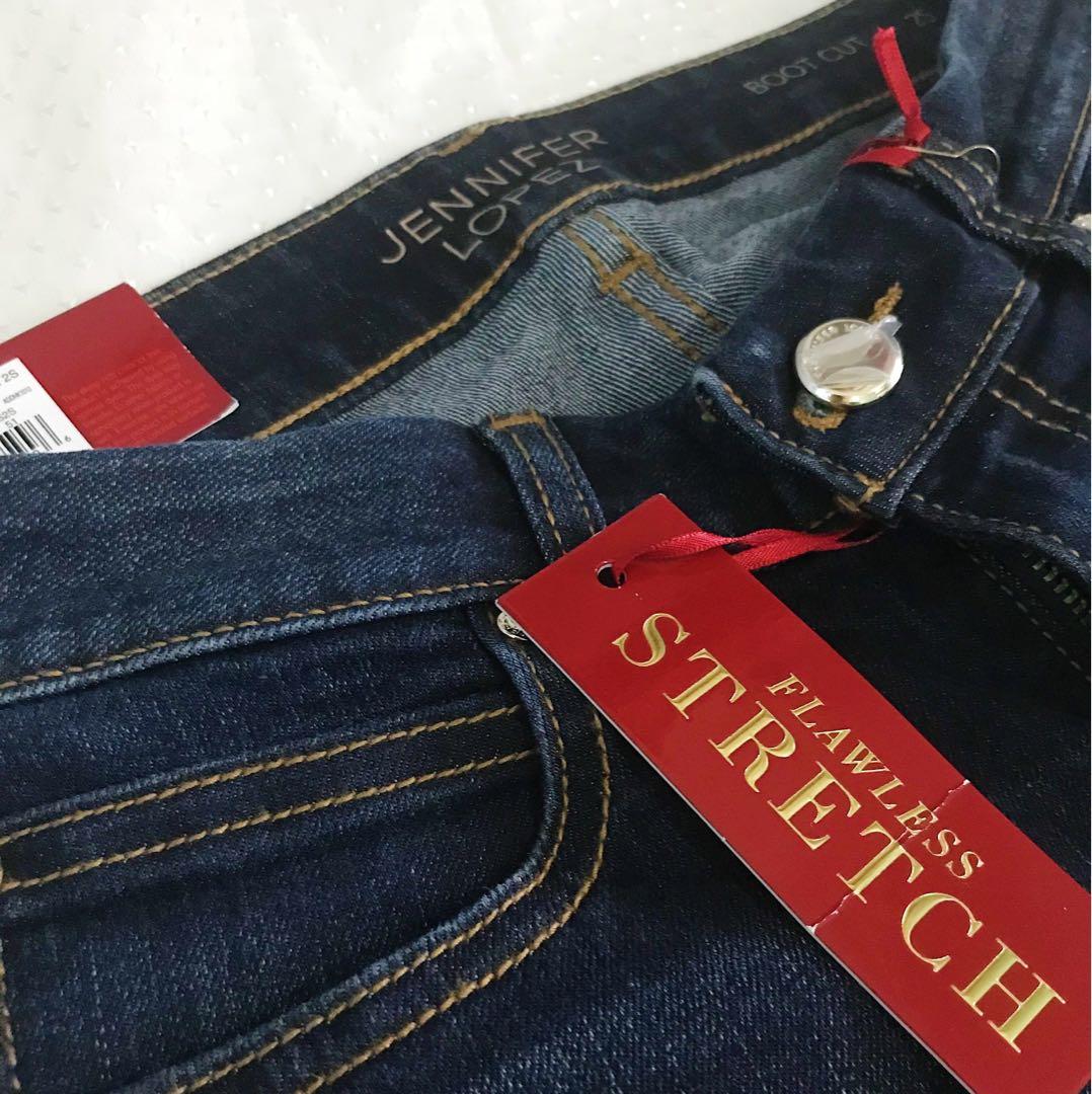 Jennifer Lopez Boot Cut Mid Rise Jeans 