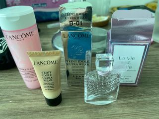 (Category: ) located in . Submitted by jessieeeegu (Listing ID 1010357851, Image 1). Description: .