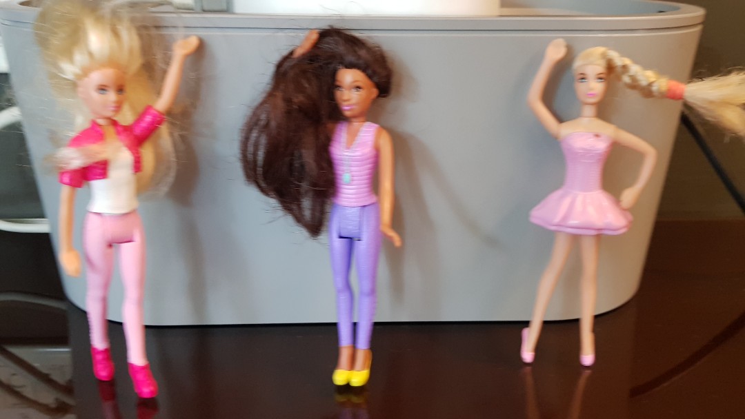 mini barbie fight