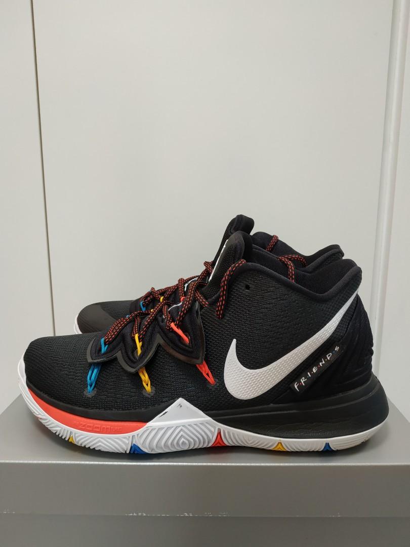 Kyrie 5. Nike HR