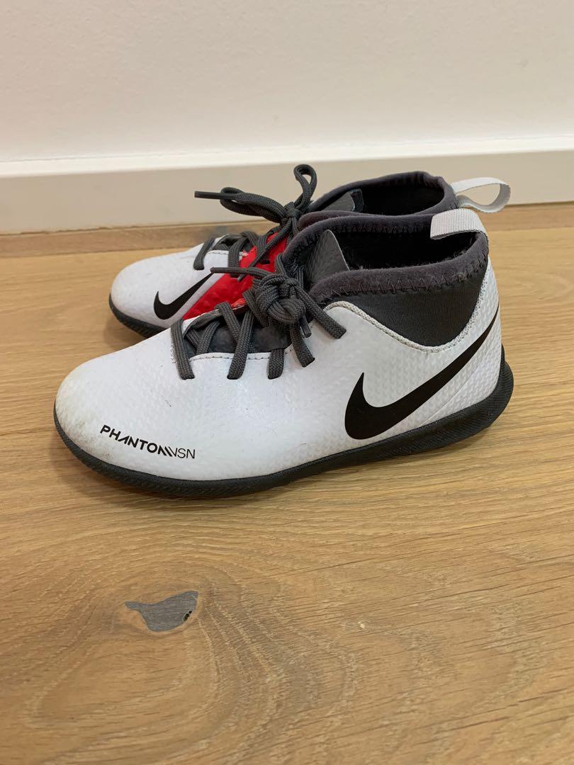 street soccer boots
