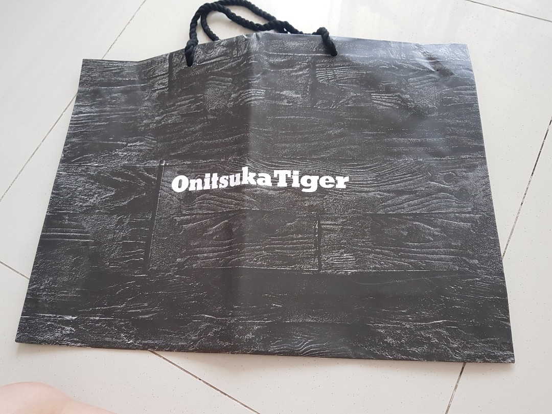 paper bag onitsuka tiger