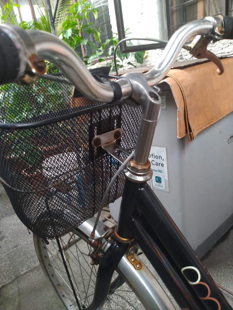 Preloved Japanese bicycle with Basket, Sports Equipment, Bicycles