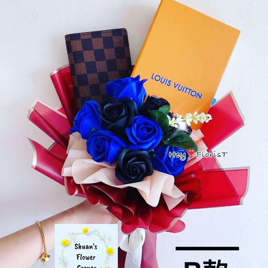 Bouquet handbag online