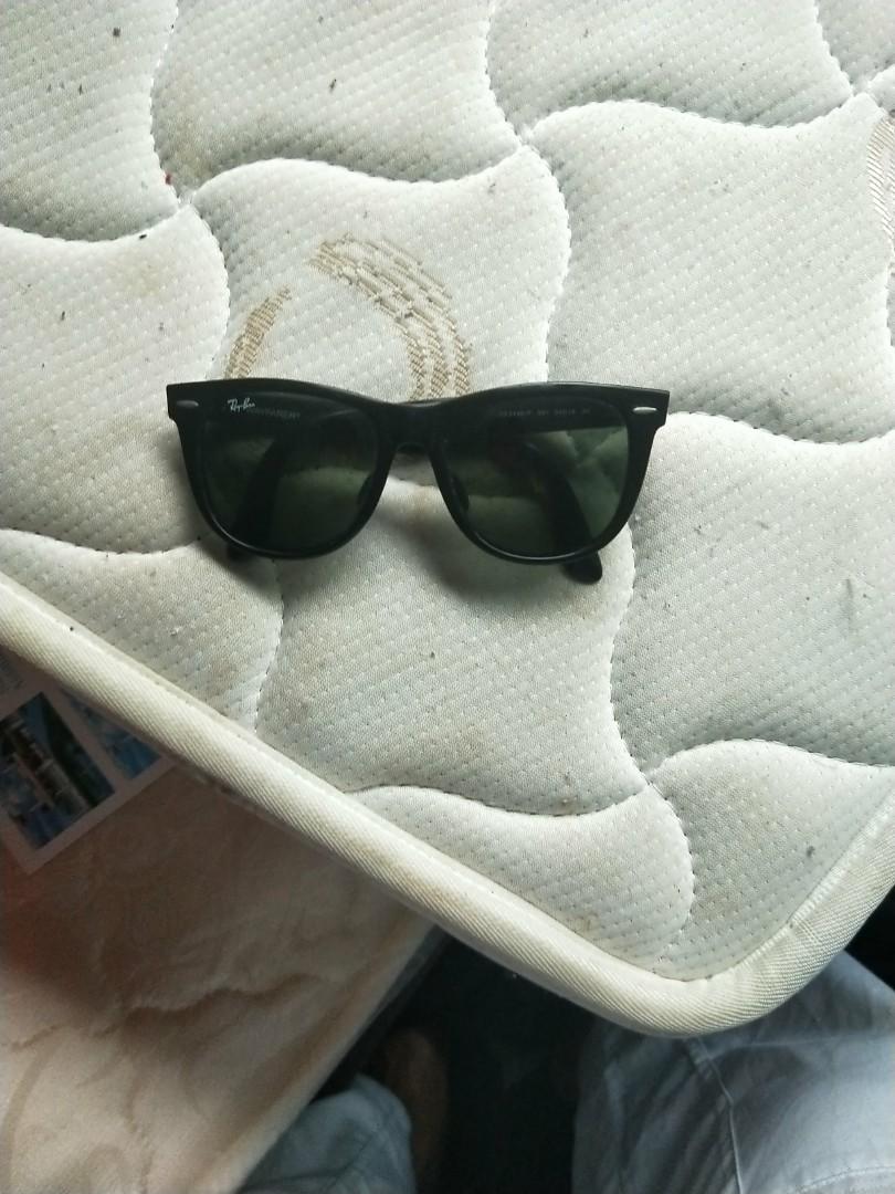 Raybanrayban Wayfarers 2020 Save Up To 50 On Rayban Wayfarers Today Free Fast Shipping 100 Day Returns Women S Fashion Accessories Eyewear Sunglasses On Carousell