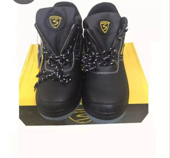 nautica steel toe shoes