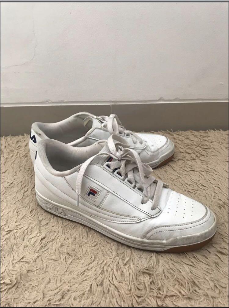 Sepatu Fila Original Tennis White Putih Fesyen Pria Sepatu Sneakers Di Carousell