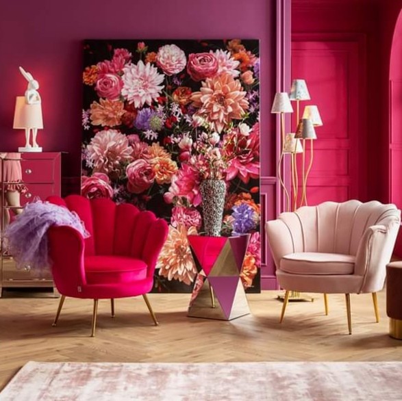 Baby top pink armchair