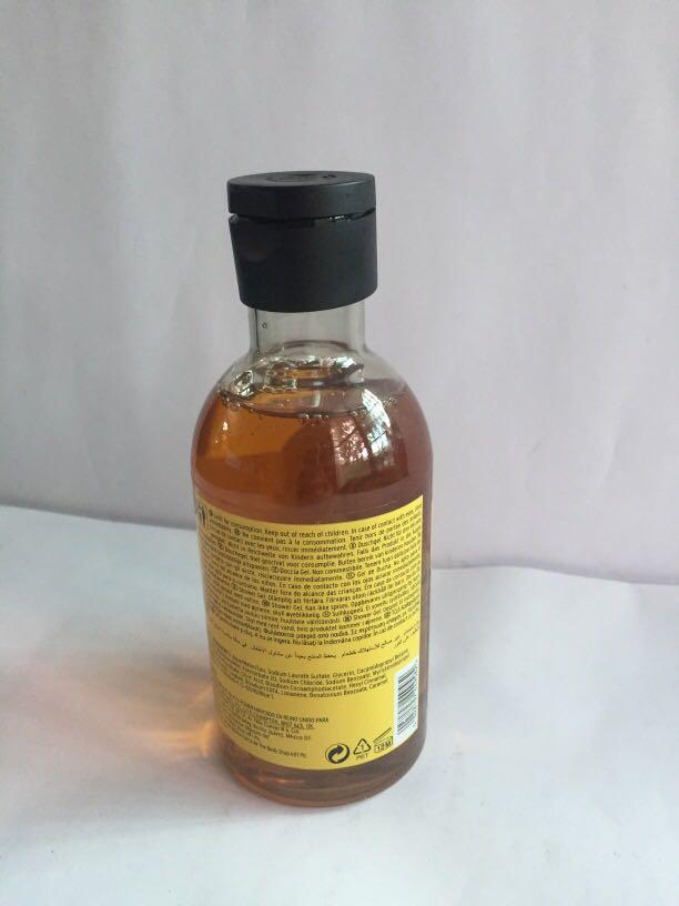 shower Gel ( imported feom US) (Category: Bath) located in Pasay City. Submitted by redgiftshop (Listing ID 1010384050, Image 2). Description: 250 ml honeymania with hand harvest honey from sheka rainforest enthopia product code: B- Sania.