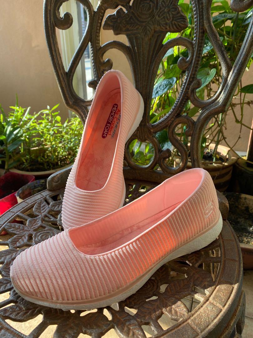 skechers sport active memory foam