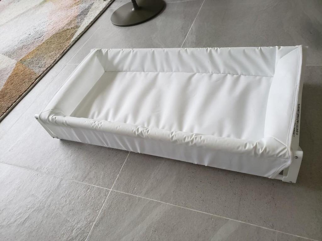Safe surround changing pad 2025