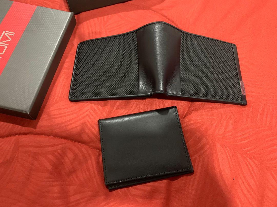 tumi alpha global wallet