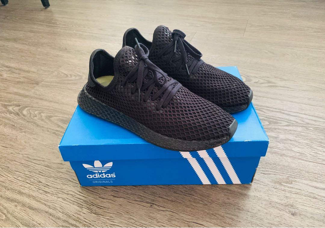 deerupt runner black