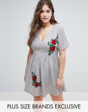 boohoo curve skater dress