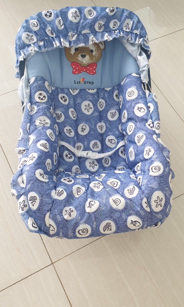 First step 2025 baby carry cot