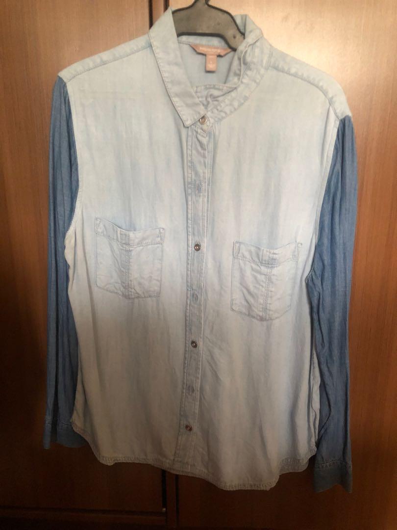 Banana Republic Denim Longsleeves (Category: Longsleeves) located in Manila. Submitted by elcanto (Listing ID 1012603245, Image 1). Description: Use it once only.