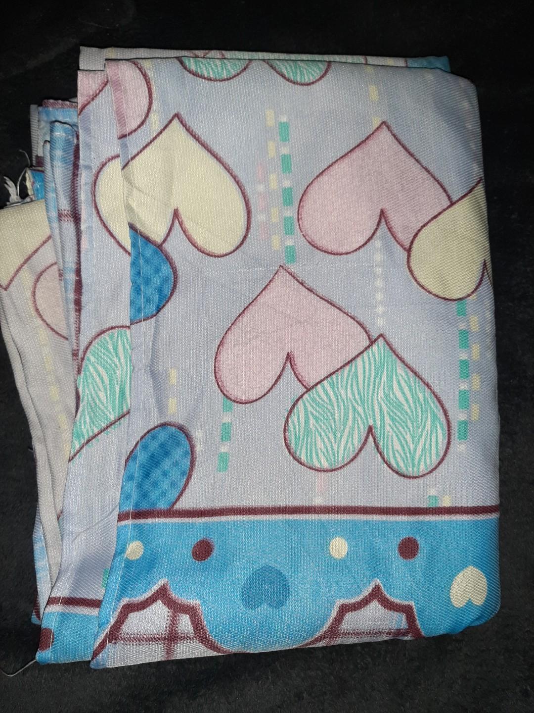 BEDSHEET ( BLUE / HEART ) (Category: Laundry Baskets) located in Makati City. Submitted by prelovedkitty13 (Listing ID 1012585110, Image 1). Description: *looks new *9/10 *good conditions *king/queen size *maganda ung tela.