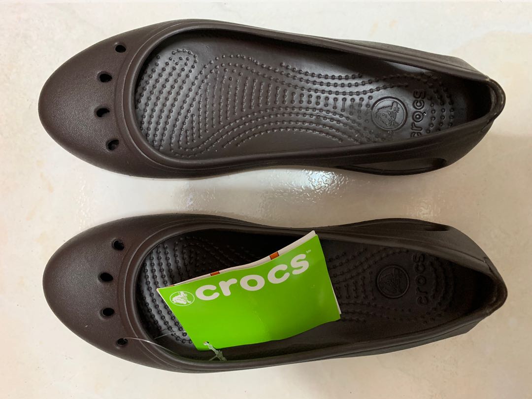 brand new crocs