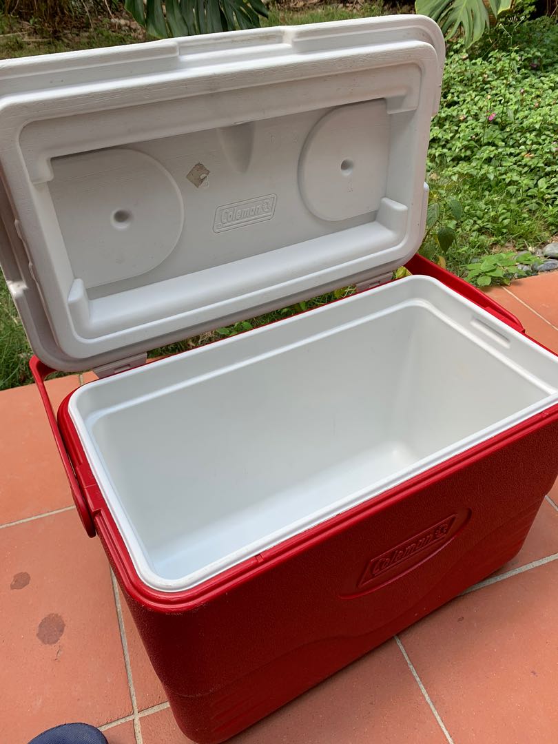 Coleman Ice Box Esky, Everything Else on Carousell