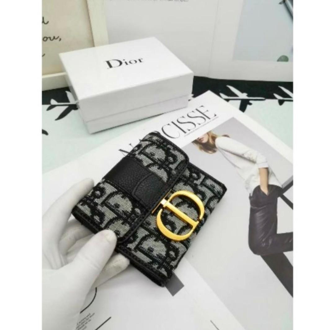 dior montaigne wallet