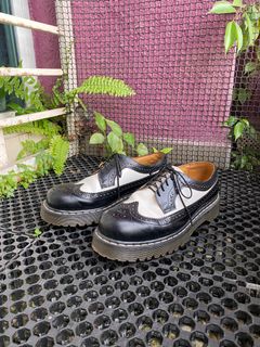 dr martens one utama