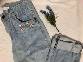 (Category: ) located in . Submitted by heartxox (Listing ID 1012586598, Image 1). Description: .