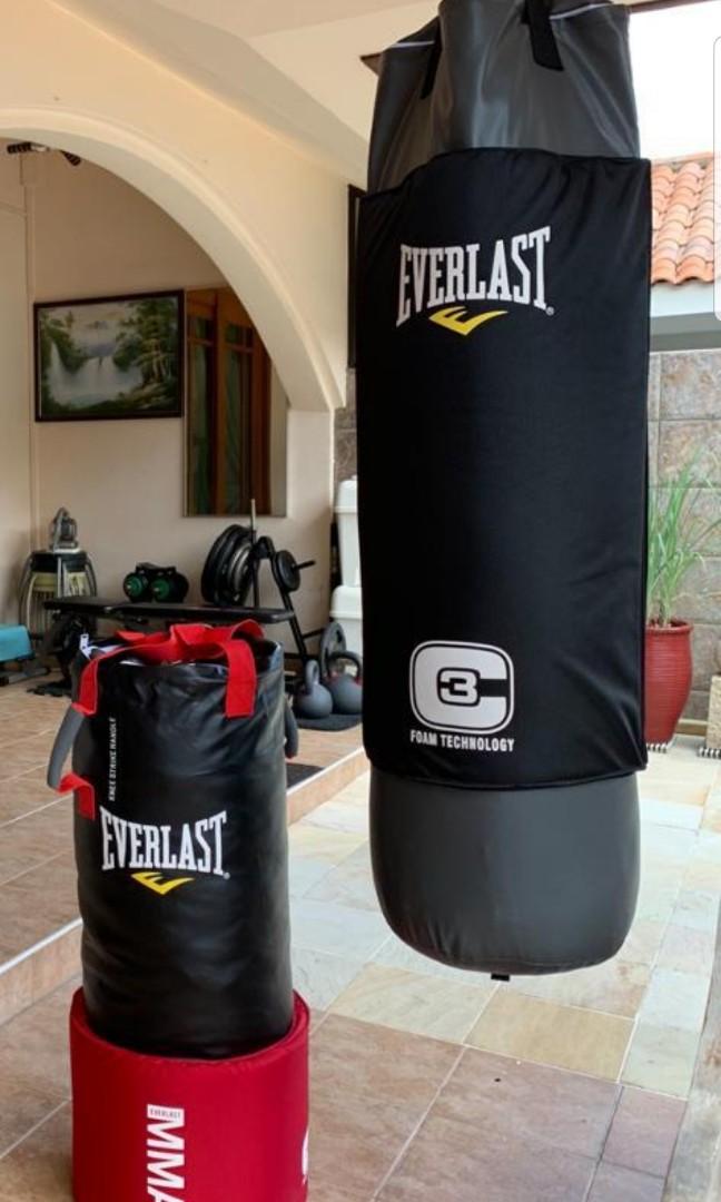 Everlast Punching Bag / MMA Punching Bag USA, Sports, Weights & Gym