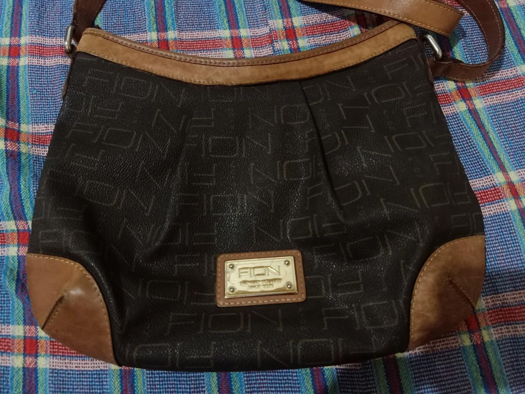 Fion sling store bag price