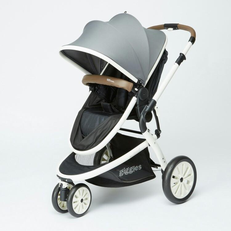 Giggles fountain baby stroller, Babies 