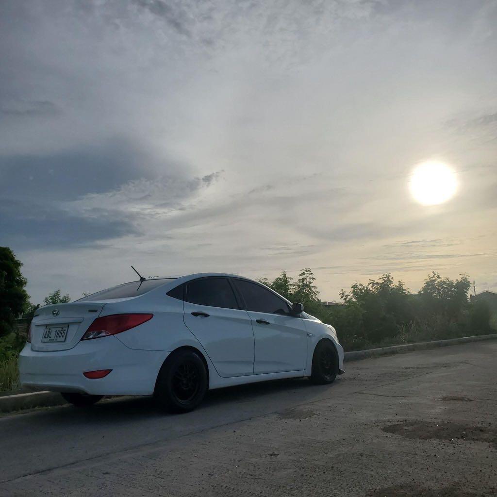 Hyundai Accent 1 6 Crdi Manual Cars For Sale Used Cars On Carousell