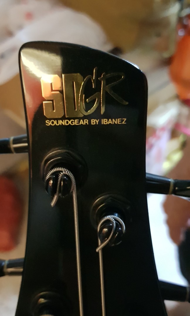 Ibanez Sr800 Sound Gear Sdgr Bass Guitar Made In Japan Able To Nego Hobbies Toys Music Media Musical Instruments On Carousell