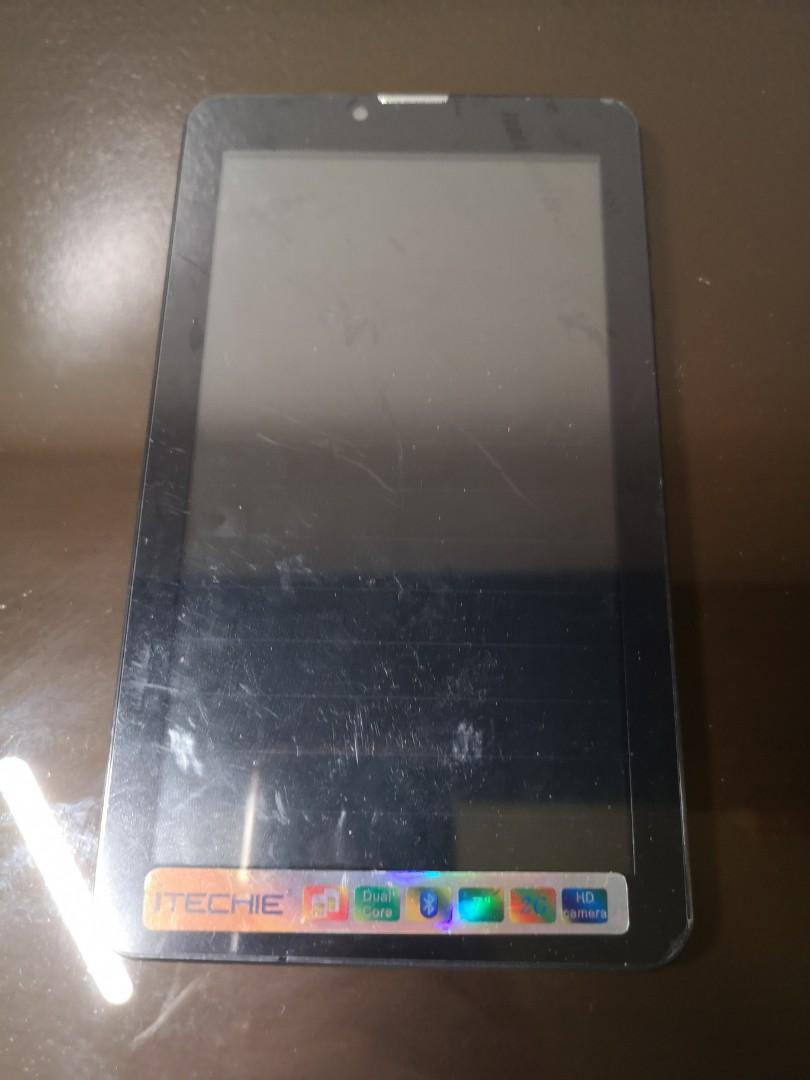 Itechie IT-A705 (Category: Android Others) located in San Juan City. Submitted by super.saver8 (Listing ID 1012529445, Image 2). Description: Dual SIM mobile phone / tablet Lightly used, original screen protector still on the phone 4gb #11sweldo.