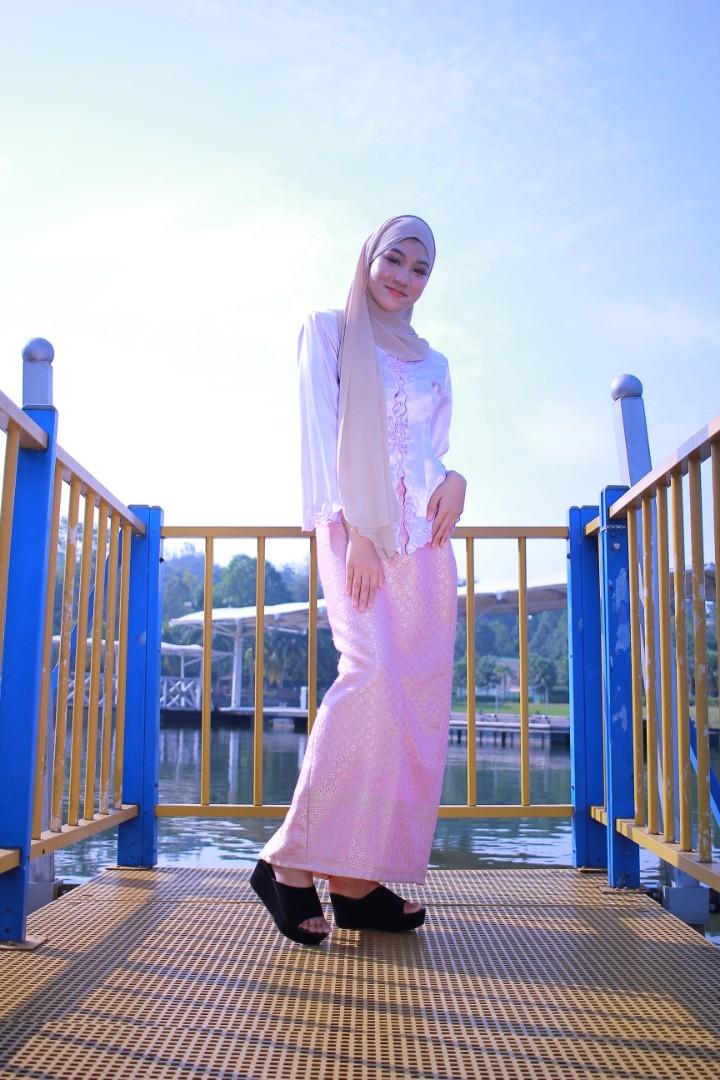 Kebaya songket set, Women's Fashion, Muslimah Fashion, Baju Kurung