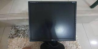 LG 17'' Standard Monitor