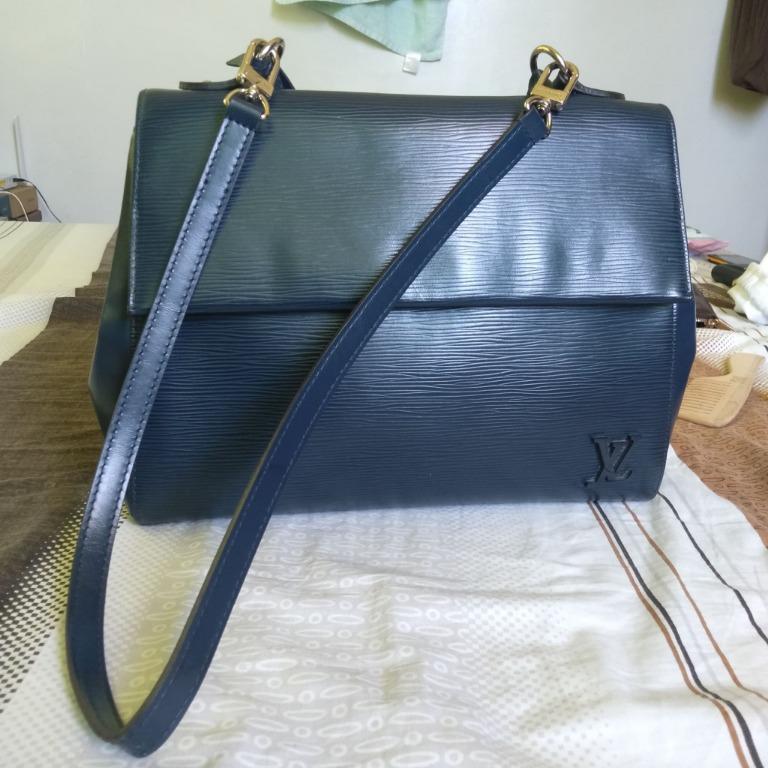 Louis Vuitton, Bags, Authentic Louis Vuitton Epi Cluny Leather Bag