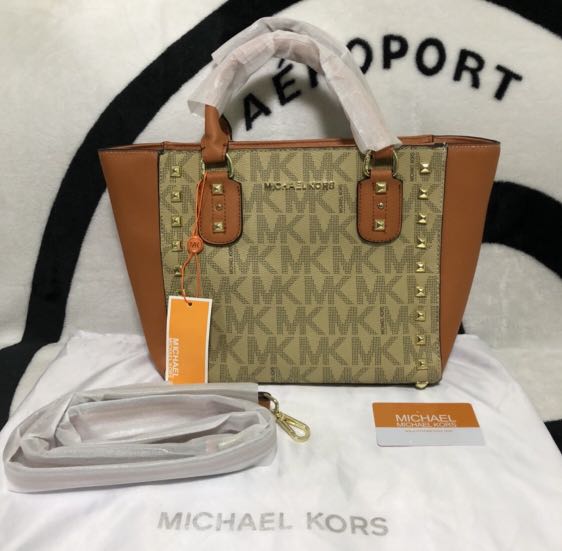 beige michael kors purse